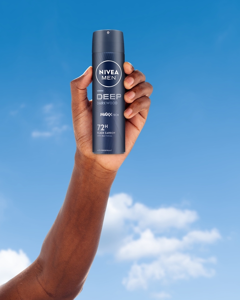 Nivea Deospray 150 ml. MEN	Deep Darkwood Black Carbon