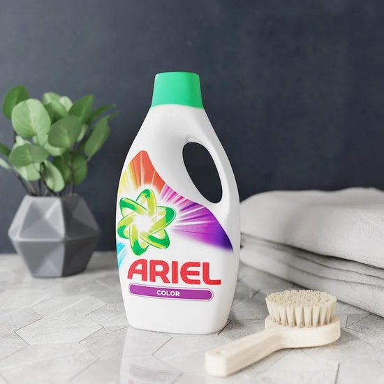 Ariel - Color - Wasmiddel - Vloeibaar - Paarse Bloem - 1,69L - 26 Wasbeurten
